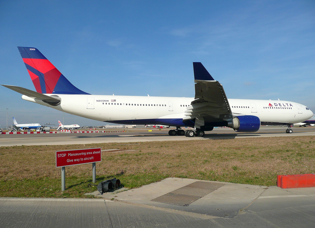 Photo of Delta Airlines N805NW, Airbus A330-300