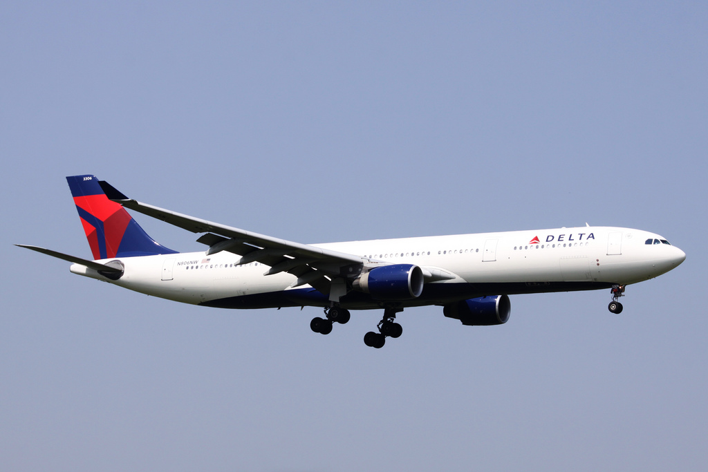 Photo of Delta Airlines N806NW, Airbus A330-300