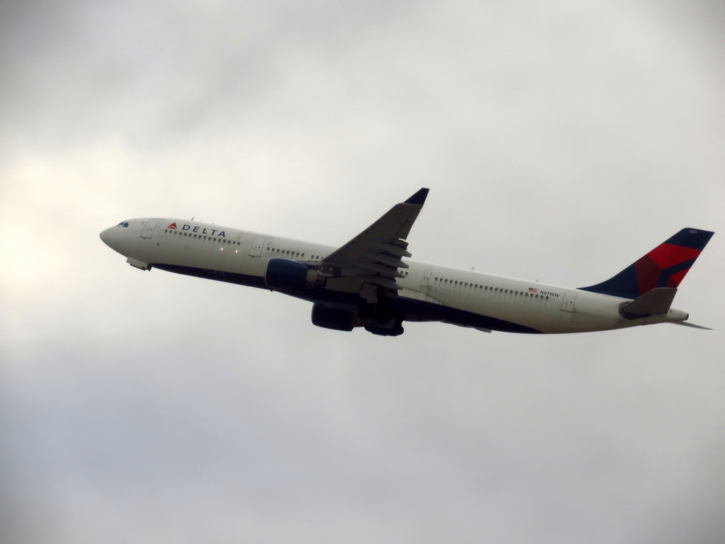Photo of Delta Airlines N811NW, Airbus A330-300