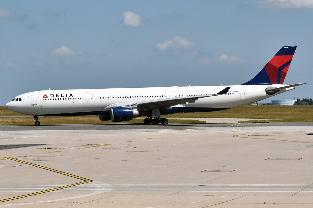 Photo of Delta Airlines N825NW, Airbus A330-300
