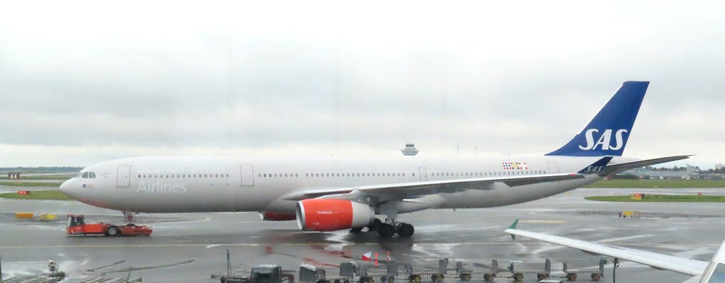 Photo of SAS Scandinavian Airlines SE-REH, Airbus A330-300