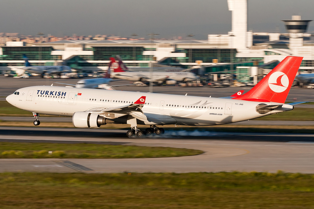 Photo of THY Turkish Airlines TC-JNB, Airbus A330-200