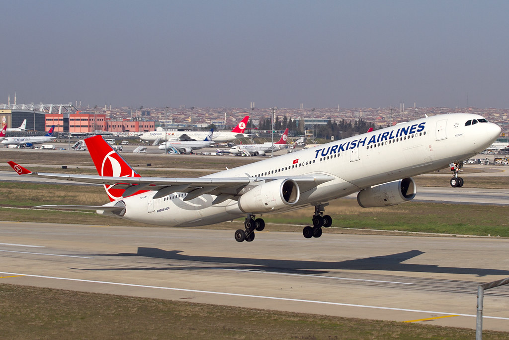 Photo of THY Turkish Airlines TC-JNI, Airbus A330-300