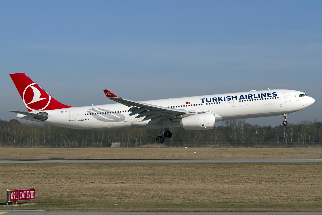 Photo of THY Turkish Airlines TC-JNI, Airbus A330-300