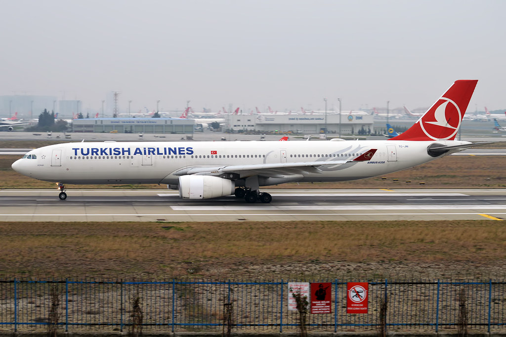 Photo of THY Turkish Airlines TC-JNI, Airbus A330-300