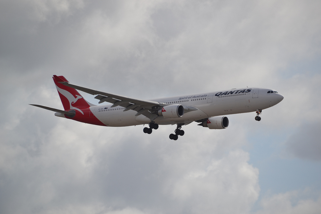 Photo of Qantas VH-QPC, Airbus A330-300