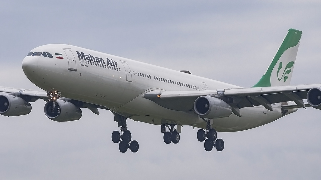 Photo of Mahan Air EP-MMB, Airbus A340-300