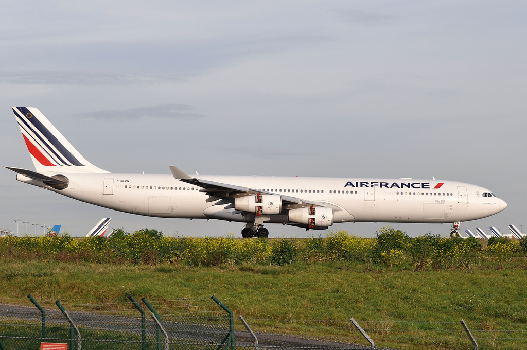 Photo of Air France F-GLZN, Airbus A340-300