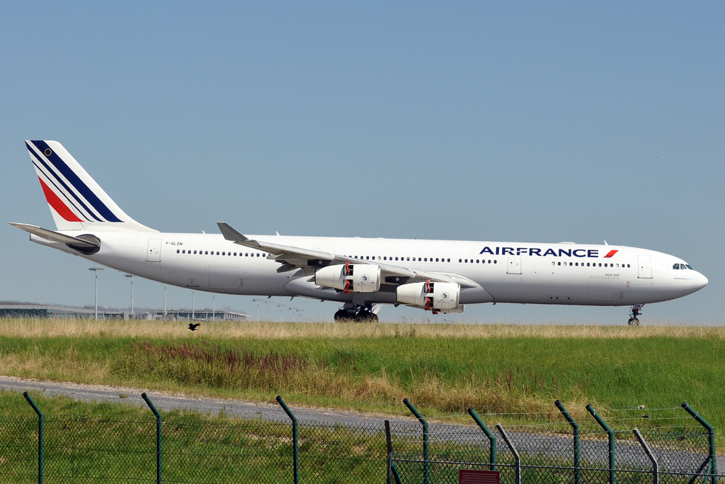 Photo of Air France F-GLZN, Airbus A340-300