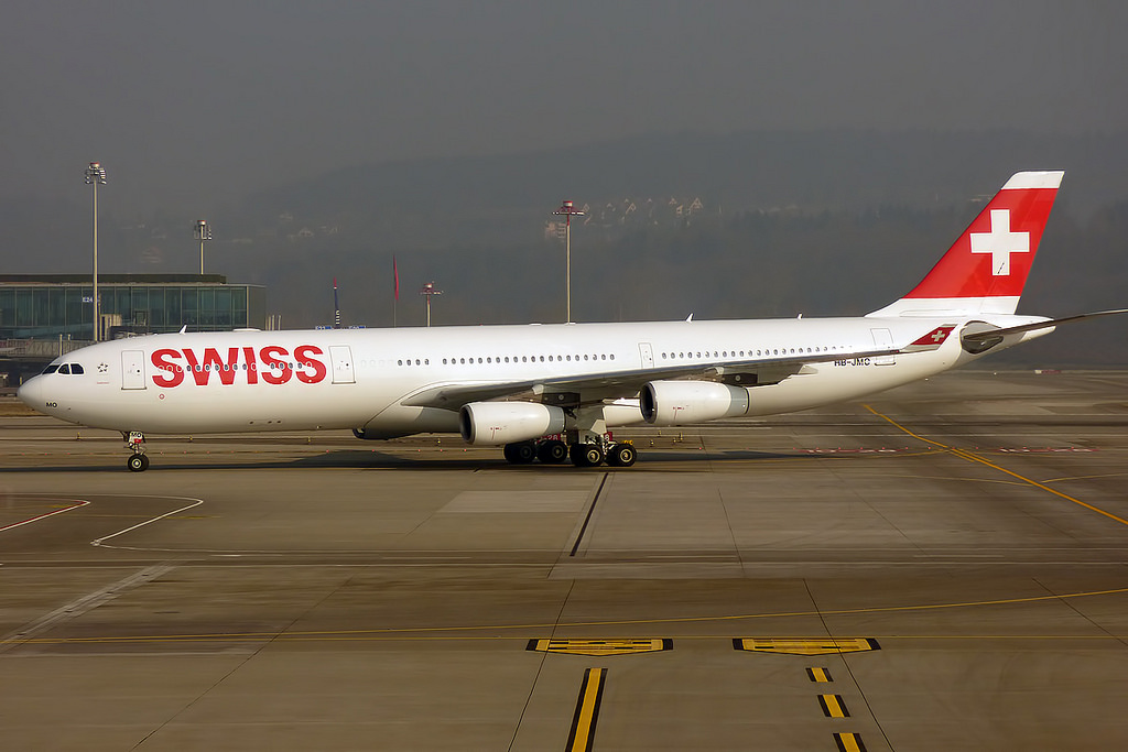 Photo of Swiss International Airlines HB-JMC, Airbus A340-300