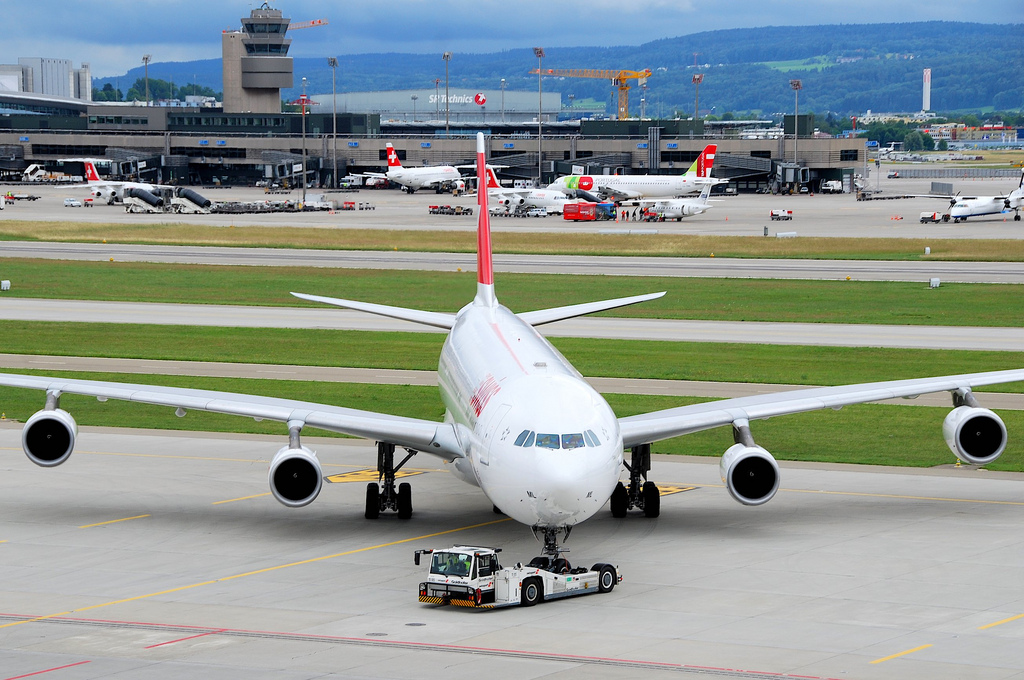 Photo of Swiss HB-JML, Airbus A340-300