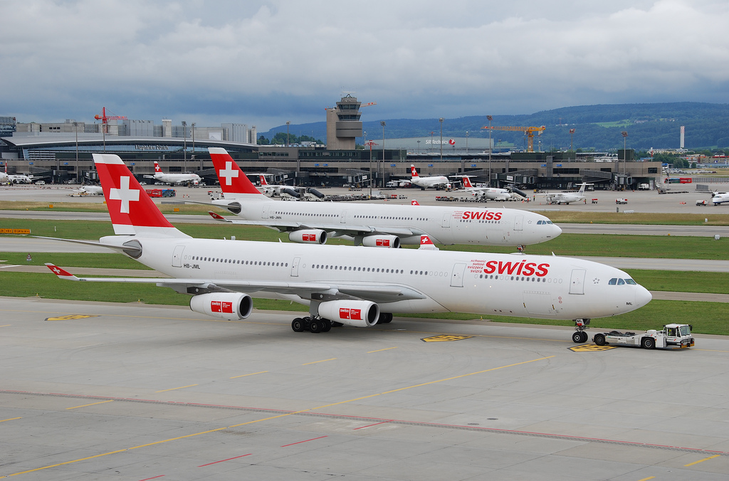 Photo of Swiss HB-JML, Airbus A340-300