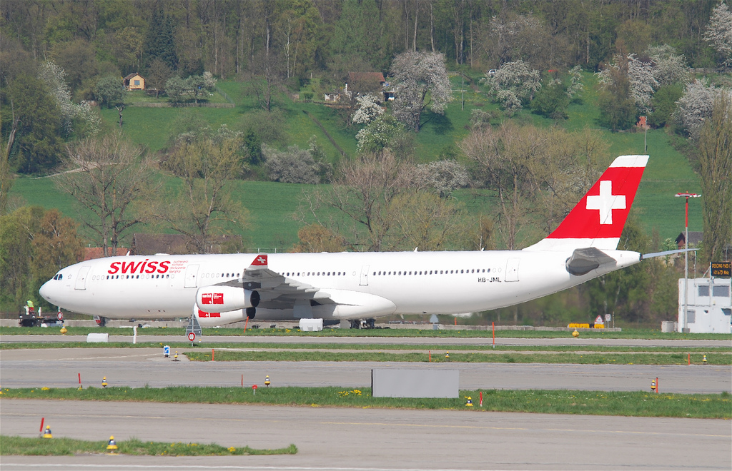 Photo of Swiss HB-JML, Airbus A340-300