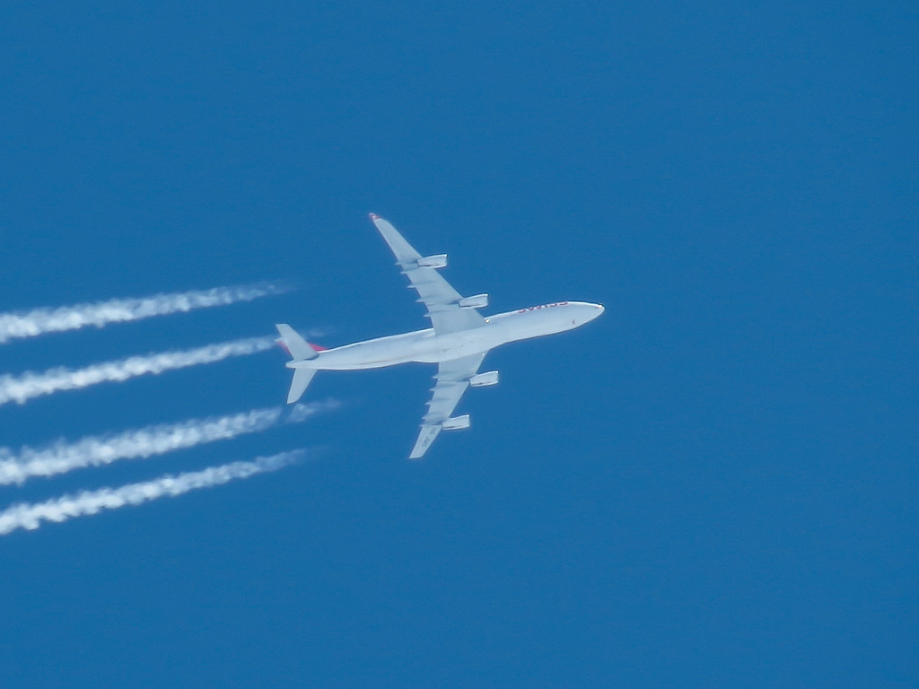 Photo of Swiss HB-JMO, Airbus A340-300