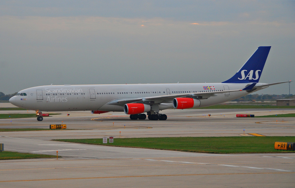 Photo of SAS Scandinavian Airlines LN-RKF, Airbus A340-300