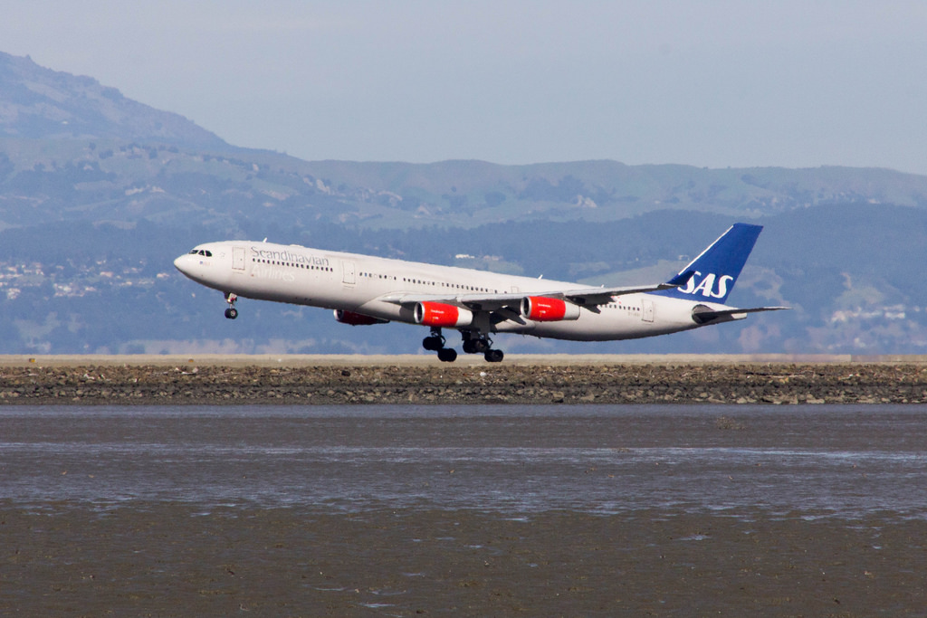 Photo of SAS Scandinavian Airlines OY-KBI, Airbus A340-300