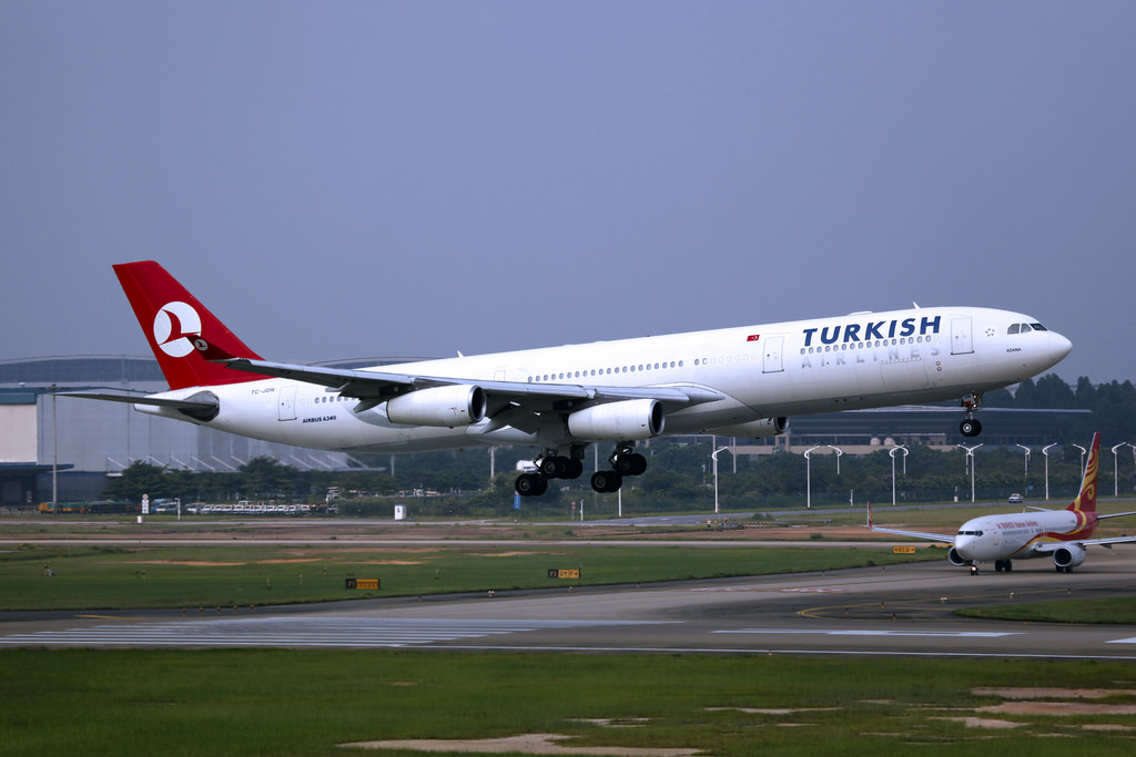 Photo of THY Turkish Airlines TC-JDN, Airbus A340-300