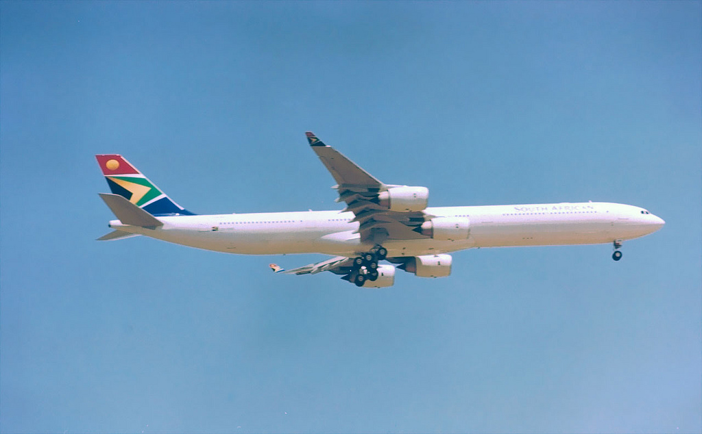 Photo of SAA South African Airways ZS-SNA, Airbus A340-600