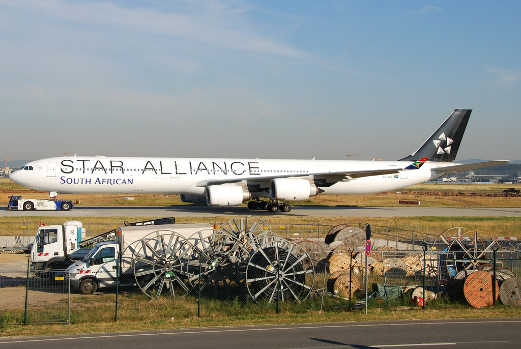Photo of SAA South African Airways ZS-SNC, Airbus A340-600