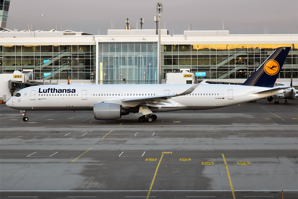 Photo of Lufthansa D-AIXD, Airbus A350-900