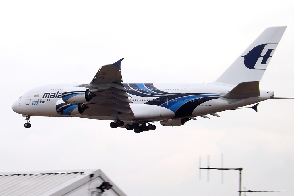 Photo of Malaysia Airlines 9M-MNF, Airbus A380-800