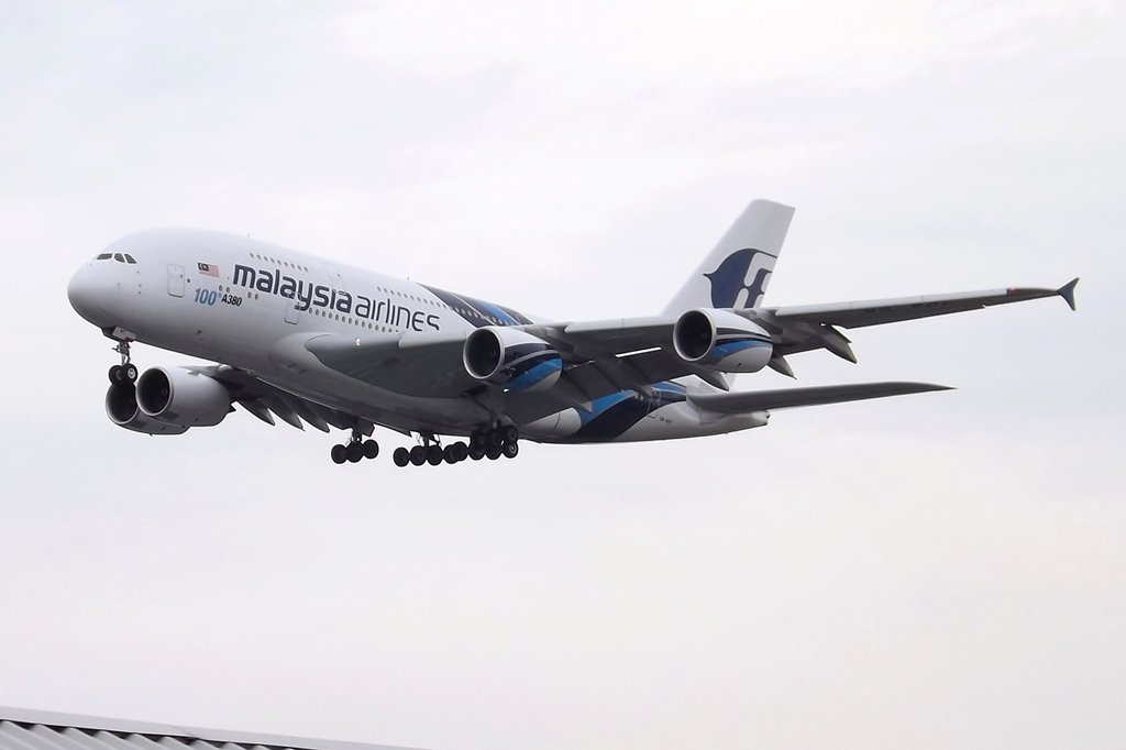 Photo of Malaysia Airlines 9M-MNF, Airbus A380-800