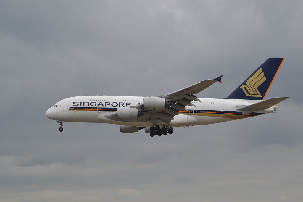 Photo of Singapore Airlines 9V-SKR, Airbus A380-800