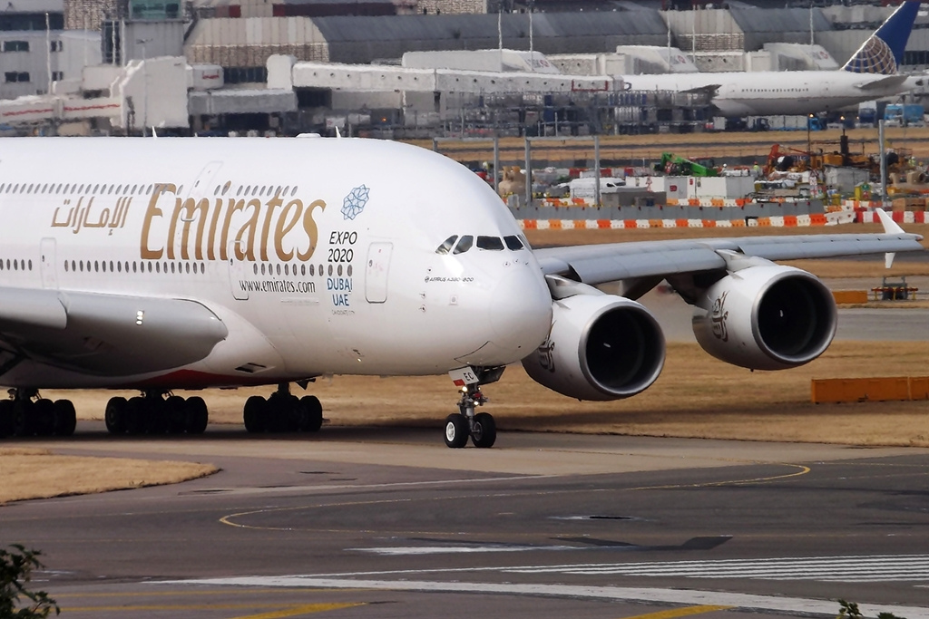 Photo of Emirates Airlines A6-EEC, Airbus A380-800