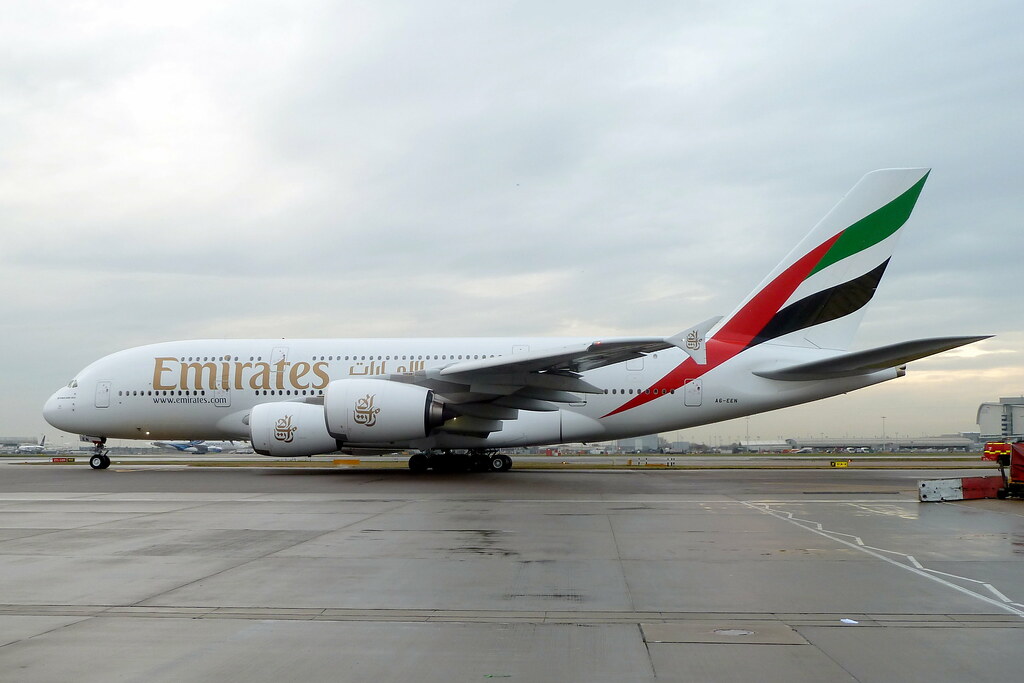 Photo of Emirates Airlines A6-EEN, Airbus A380-800