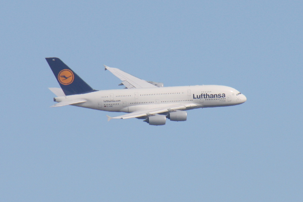 Photo of Lufthansa D-AIMC, Airbus A380-800