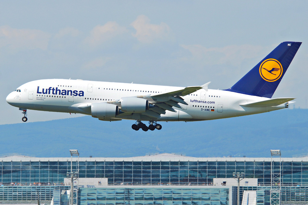 Photo of Lufthansa D-AIME, Airbus A380-800