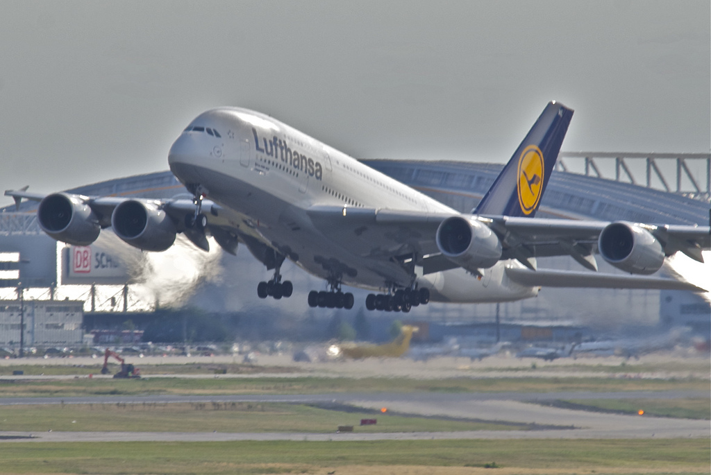 Photo of Lufthansa D-AIME, Airbus A380-800