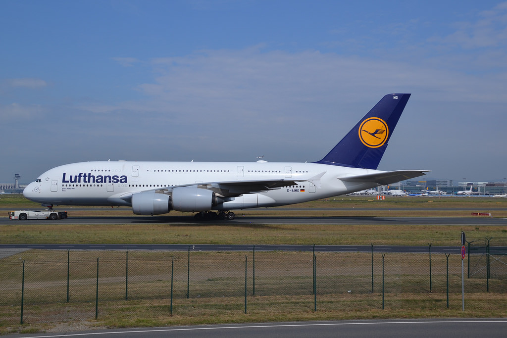 Photo of Lufthansa D-AIMG, Airbus A380-800