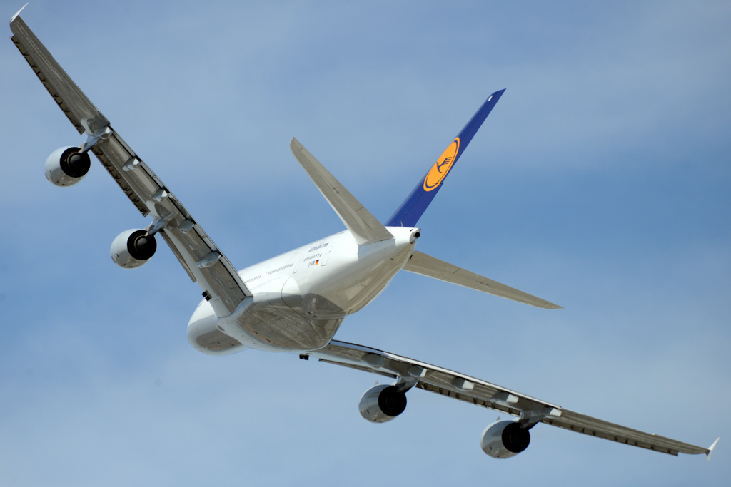 Photo of Lufthansa D-AIMI, Airbus A380-800