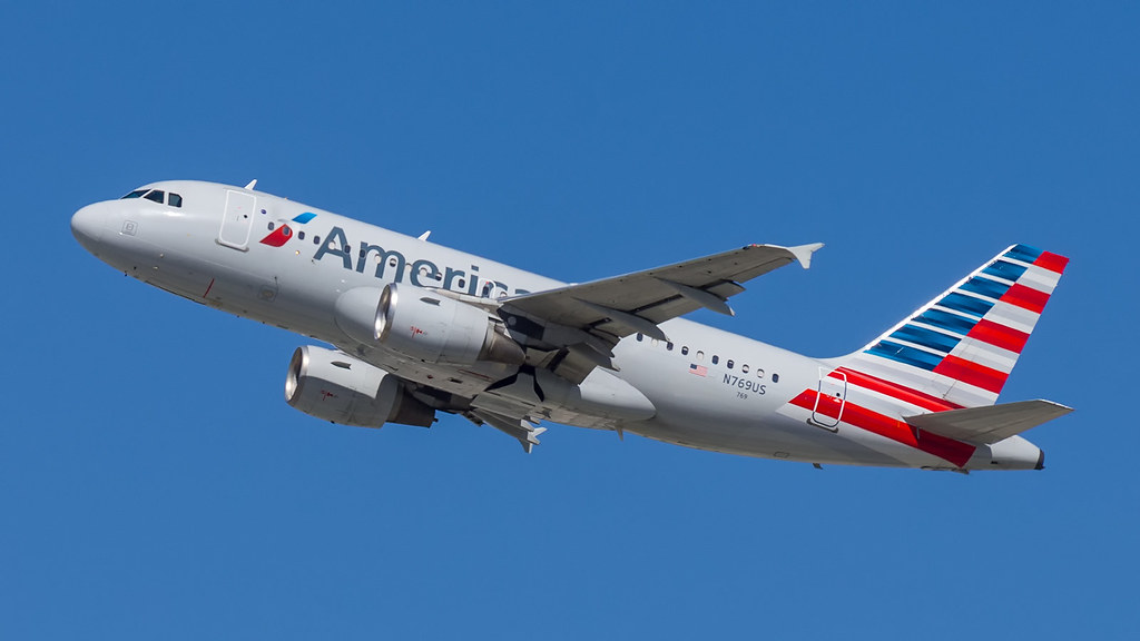 Photo of American Airlines N769US, Airbus A319