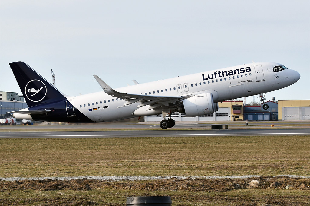 Photo of Lufthansa D-AINY, Airbus A320-200N