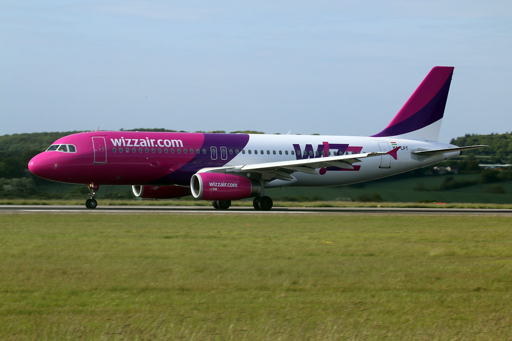 Photo of Wizz Air HA-LPT, Airbus A320
