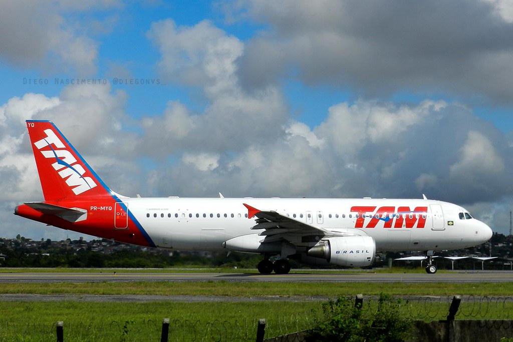 Photo of LATAM Airlines Brasil PR-MYQ, Airbus A320
