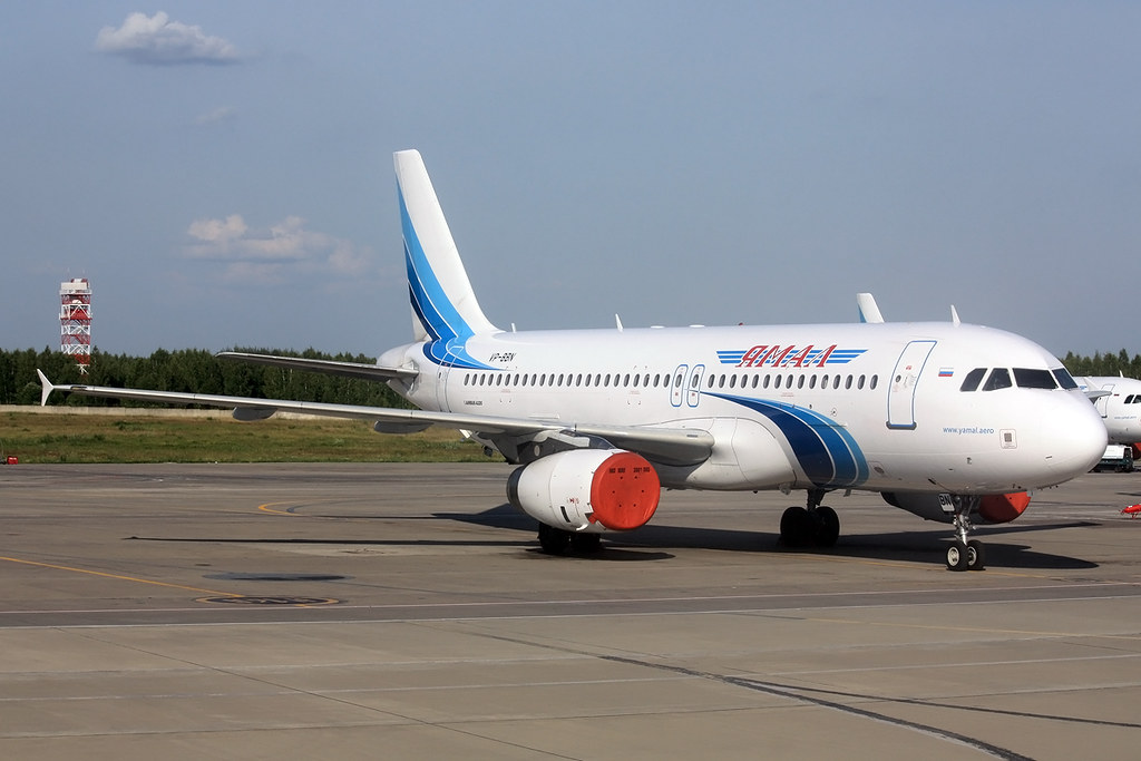 Photo of Yamal Airlines VP-BBN, Airbus A320