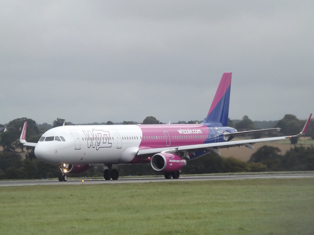 Photo of Wizz Air HA-LXJ, Airbus A321