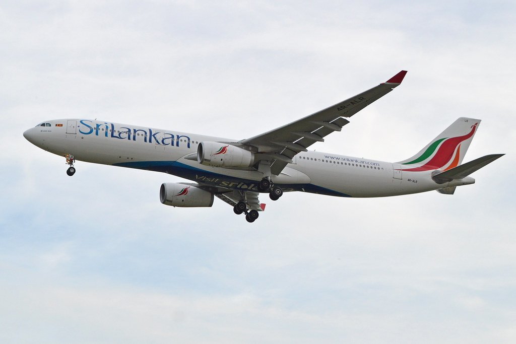 Photo of Srilankan Airlines 4R-ALR, Airbus A330-300