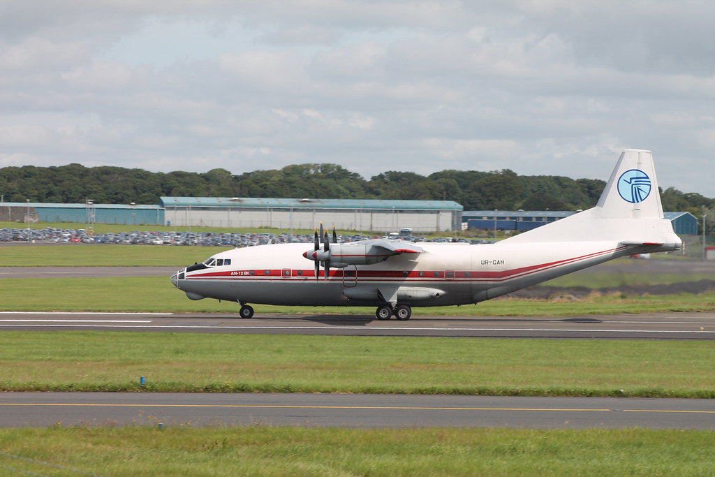 Photo of Ukraine Air Alliance UR-CAH, Antonov An-12