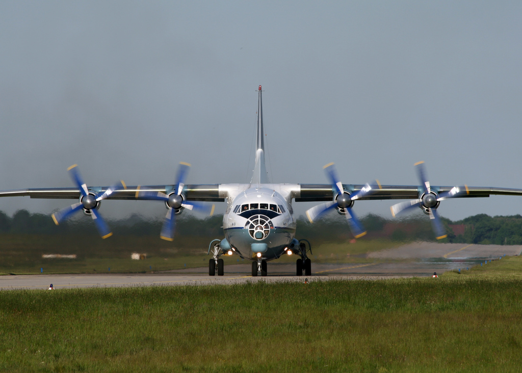 Photo of Cavok Air UR-CCP, Antonov An-12