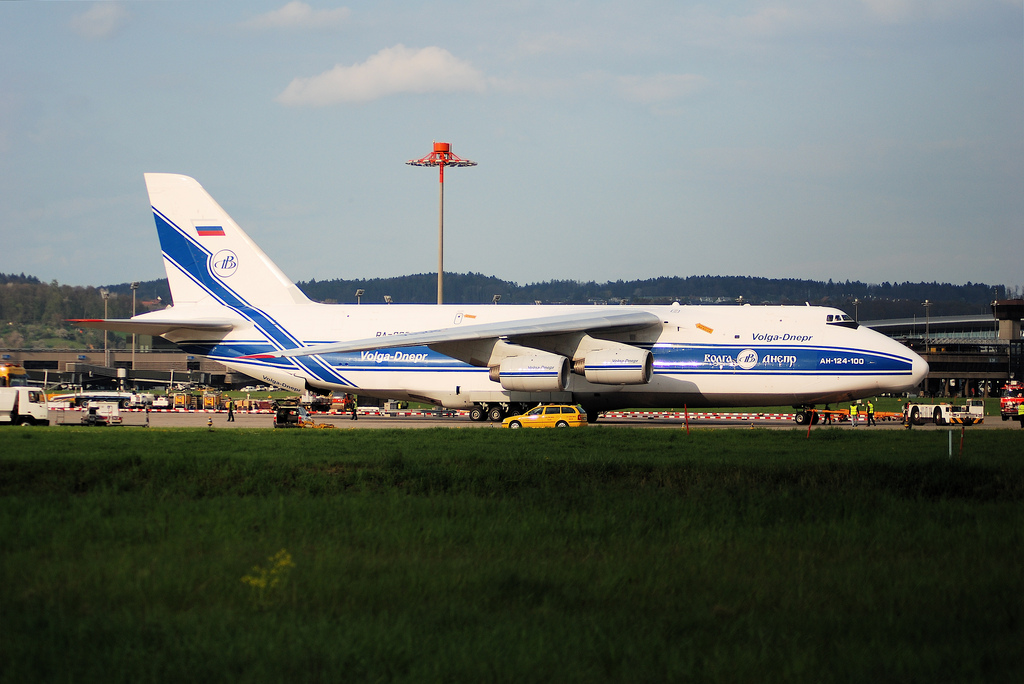 Photo of Volga-Dnepr RA-82074, Antonov An-124