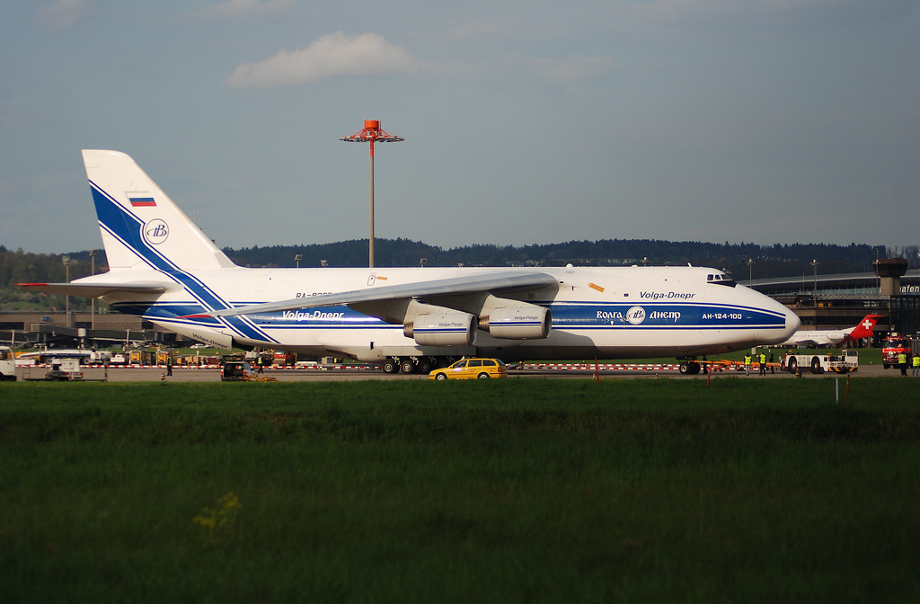 Photo of Volga-Dnepr RA-82074, Antonov An-124