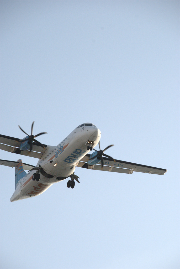 Photo of Arkia Airlines 4X-AVX, ATR ATR-72-200
