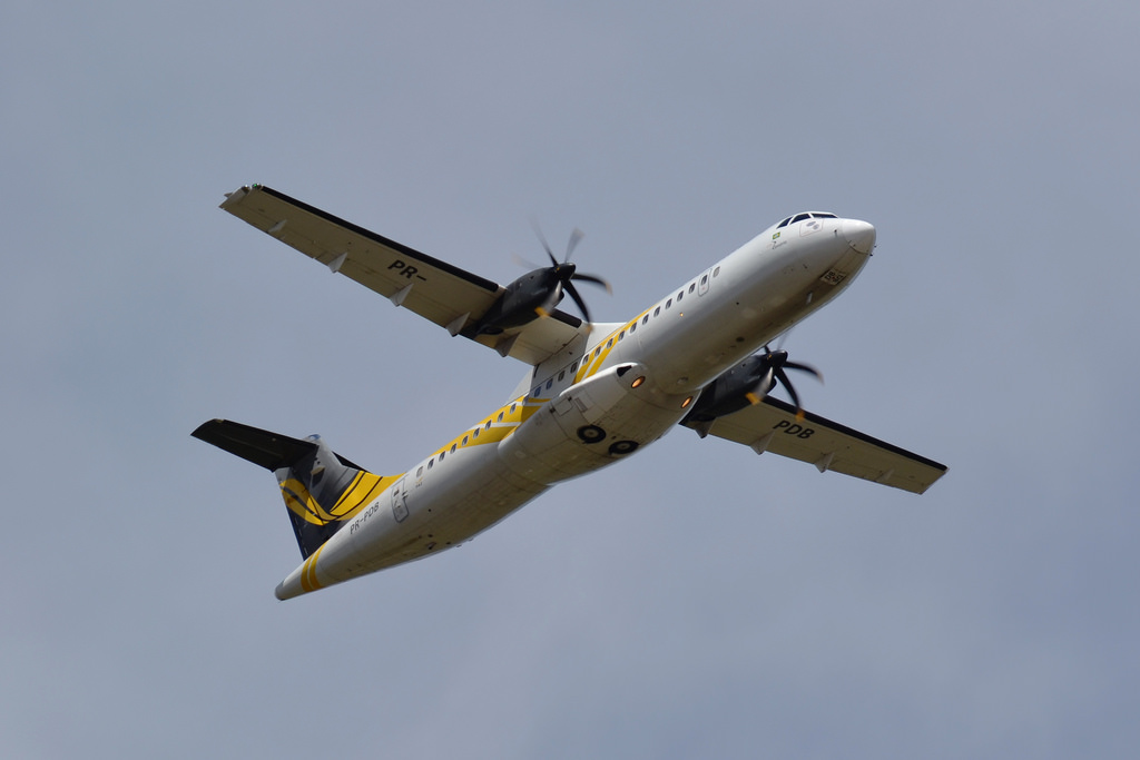 Photo of Passaredo Linhas Aereas PR-PDB, ATR ATR-72-200