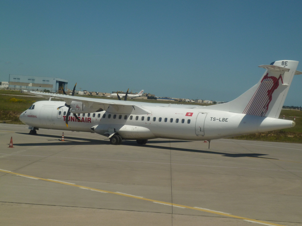 Photo of Tunisair Express TS-LBE, ATR ATR-72-200
