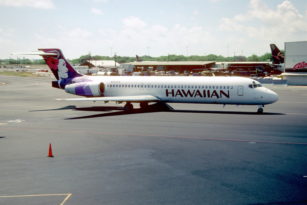 Photo of Hawaiian Airlines N480HA, Boeing 717-200