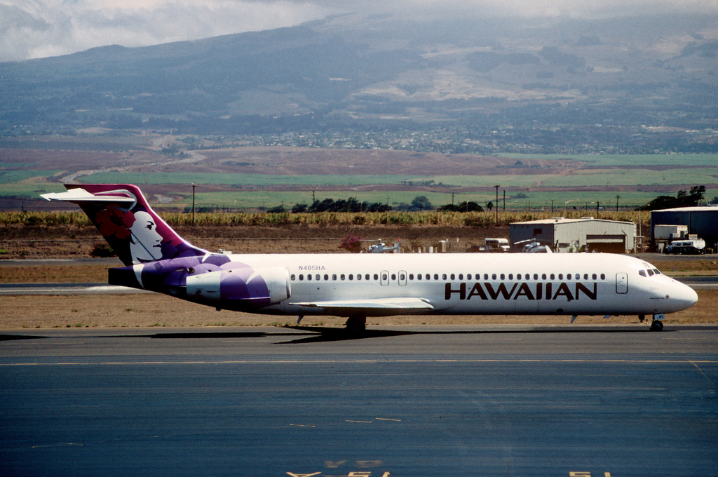 Photo of Hawaiian Airlines N485HA, Boeing 717-200
